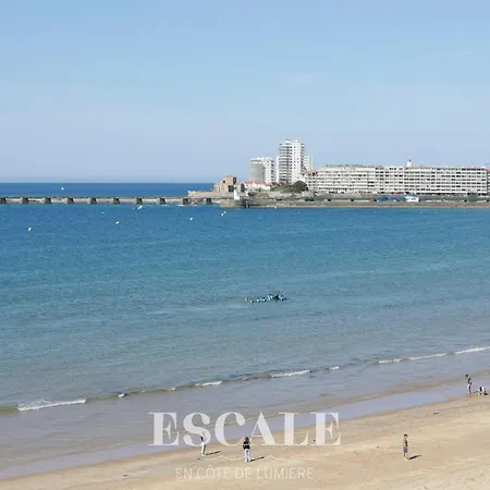 Vue Piscine & Au Pied De La